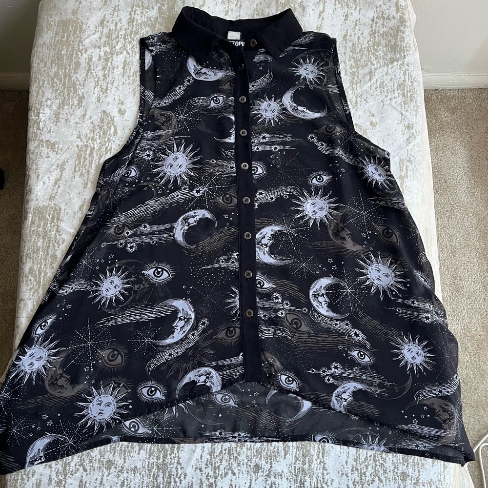 Hot topic shirt xs Whimsy Moon Sun Eye Celestial Tunic Top Black & White - Picture 4 of 5